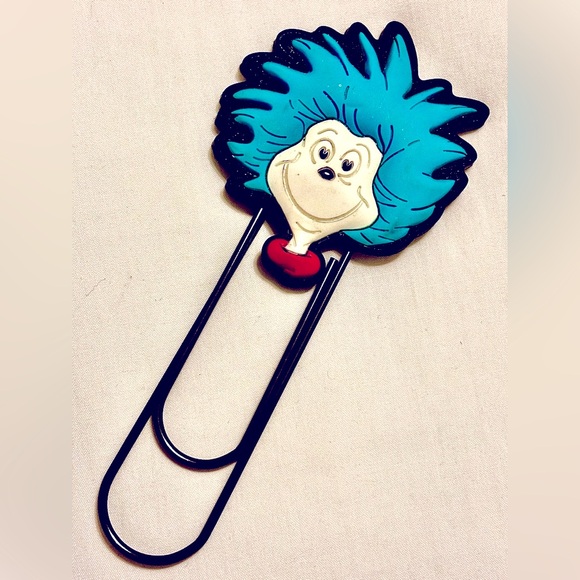 OVERSIZED DR. SEUSS “THING” HARD-TO-FIND COLLECTABLE PAPERCLIP… - Picture 1 of 6